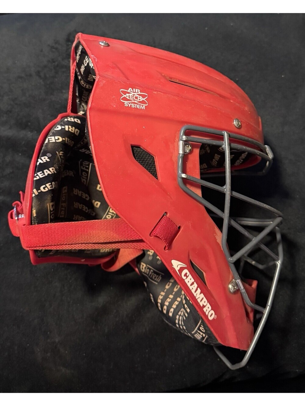 Champro-Catcher’s Face mask (Hockey Style)-Padded Inside /Red / Dri-Gear